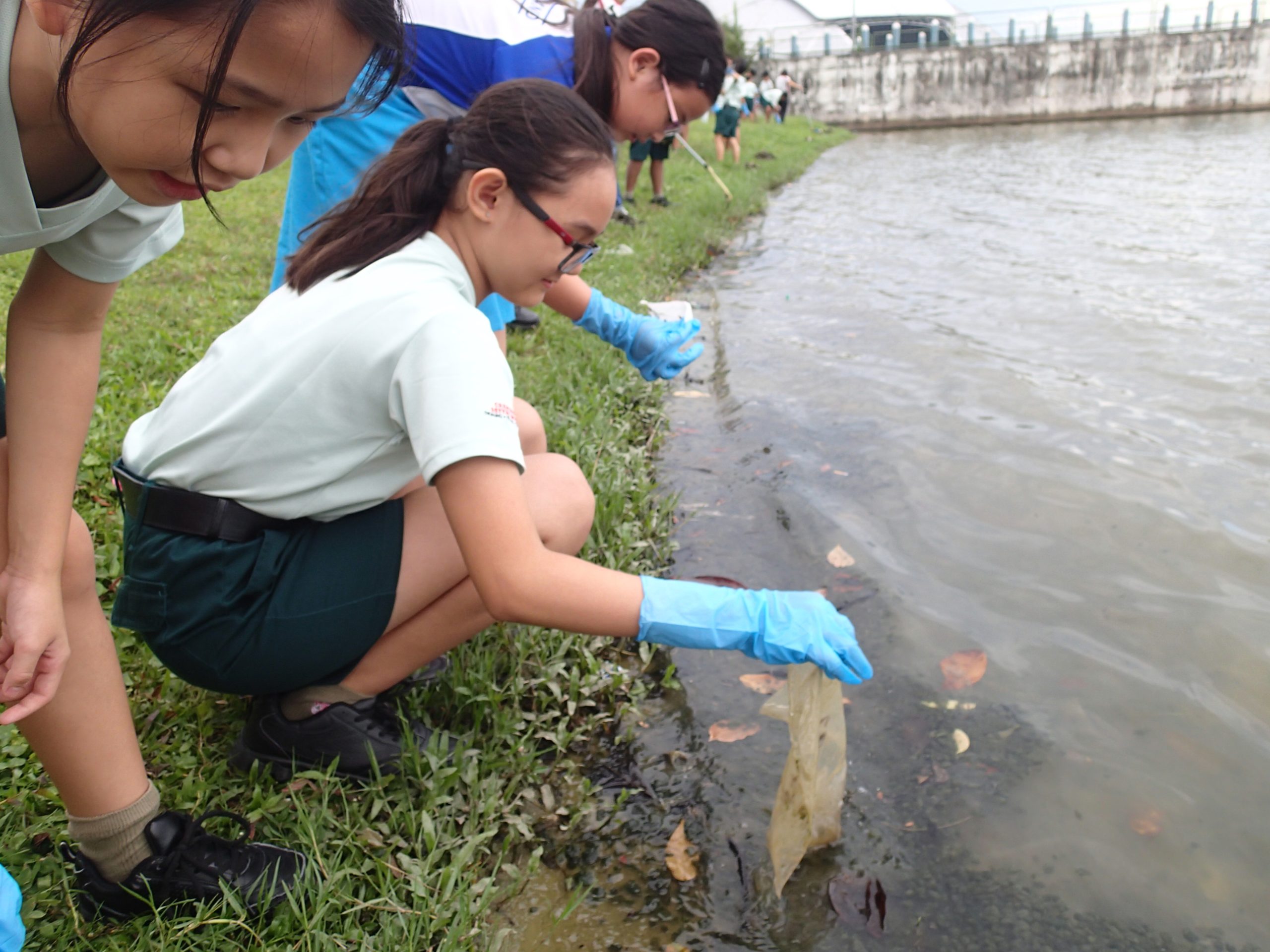 Foot waterways clean up