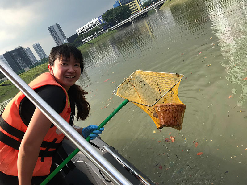 WaterwayCleanup_boat1