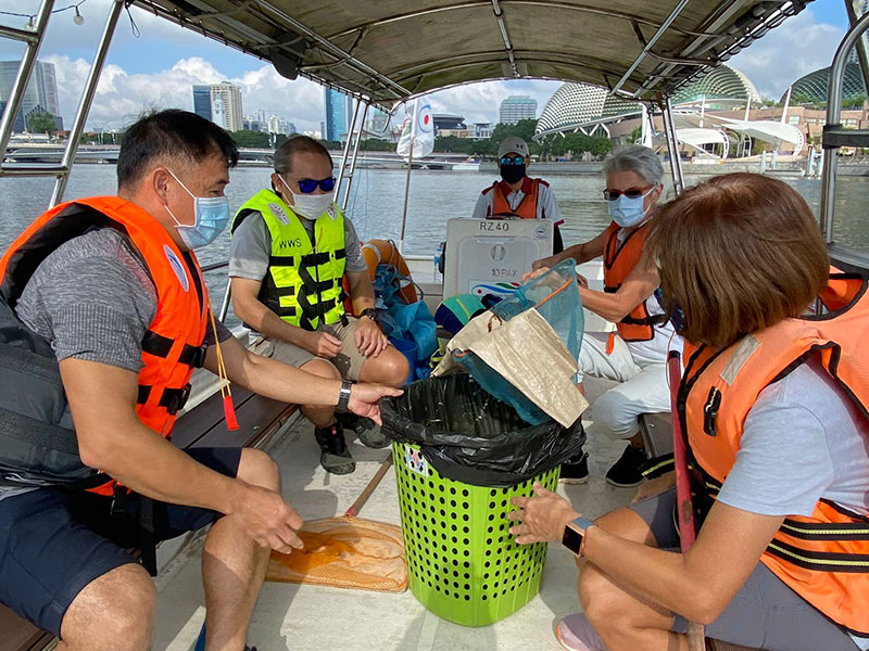 WaterwayCleanup_boat3