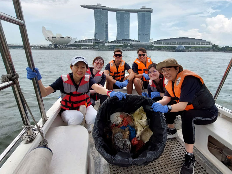 WaterwayCleanup_boat6